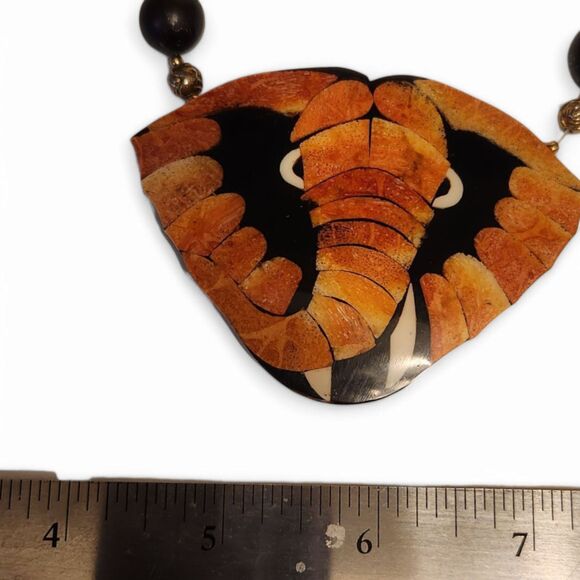 Vintage Lee Sands Elephant Necklace – Mother of Pearl & Tiger Sponge Coral Inlay - Picture 7 of 7